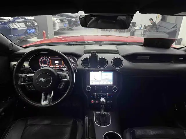 Ford Mustang 2.3T EcoBoost