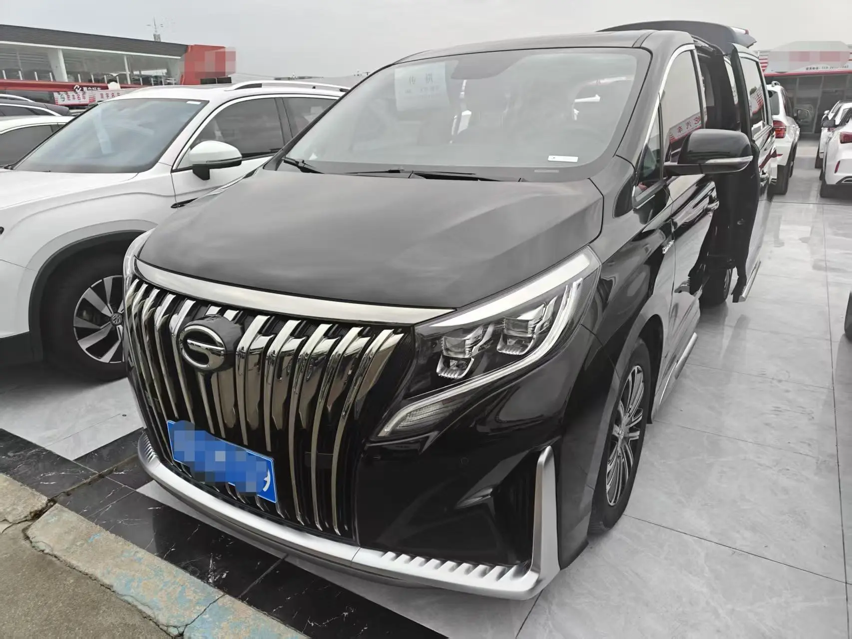 GAC Trumpchi M8 Lingxiu Series 390T Exclusive Edition