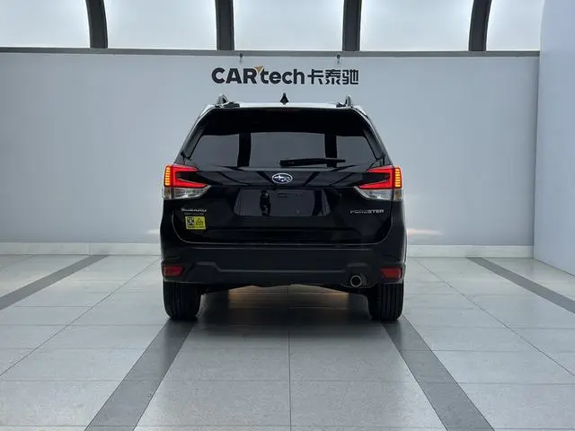 Subaru FORESTER Forester 2.0i Deluxe Edition EyeSight