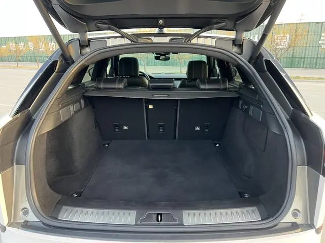 Land Rover Range Rover Star Pulse P380 R-DYNAMIC SE