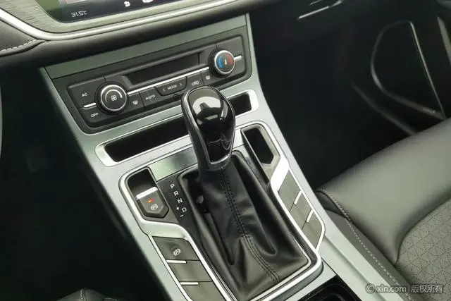 Geely Emgrand UP 1.5L CVT luxury