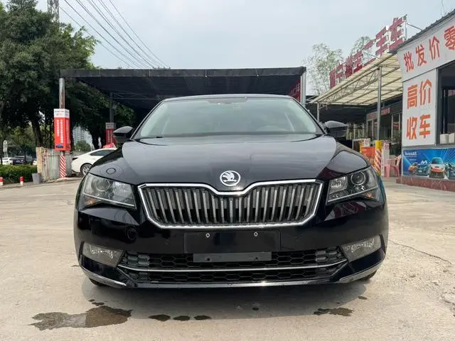 Skoda Speed pie ZI330 DSG Comfort Edition Country V