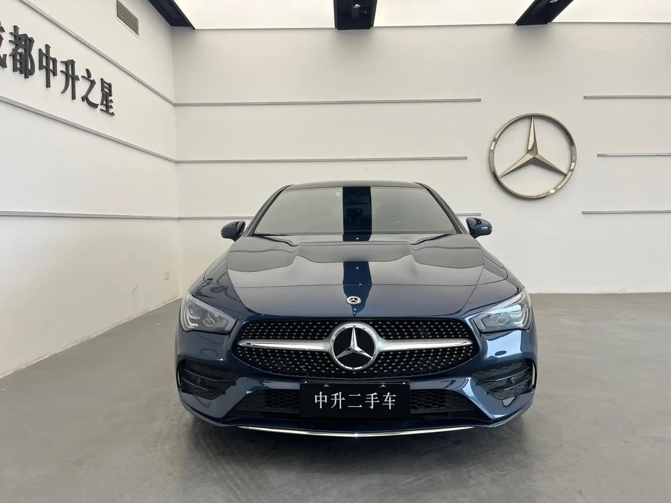 Mercedes-Benz Mercedes-Benz CLA CLA 200 four-door coupe