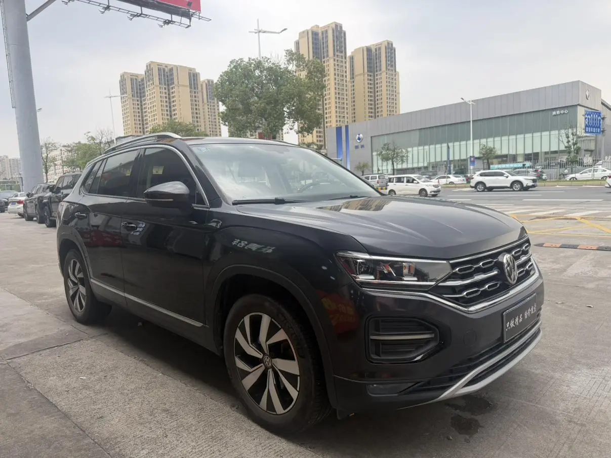 Volkswagen Tanyue 330TSI two-wheel drive luxury country VI