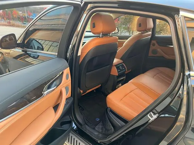 BMW BMW X6 xDrive28i