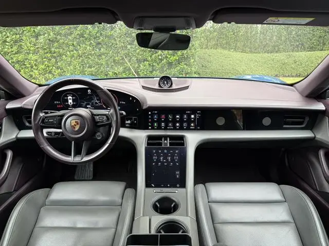 Porsche Taycan Taycan