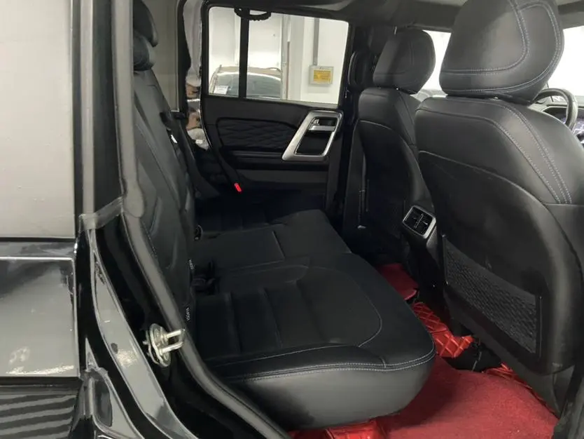 Beijing Beijing off-road BJ40 PLUS 2.3T automatic four-wheel drive exclusive edition Country VI