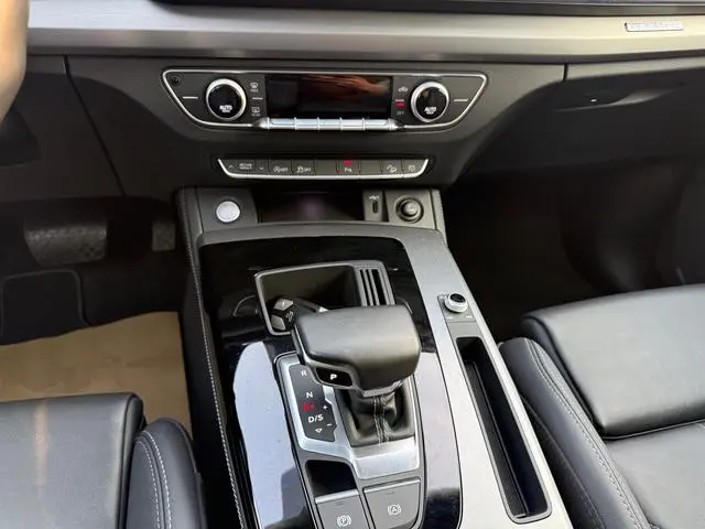 Audi Audi Q5L Sportback 40 TFSI Enjoy Life Edition