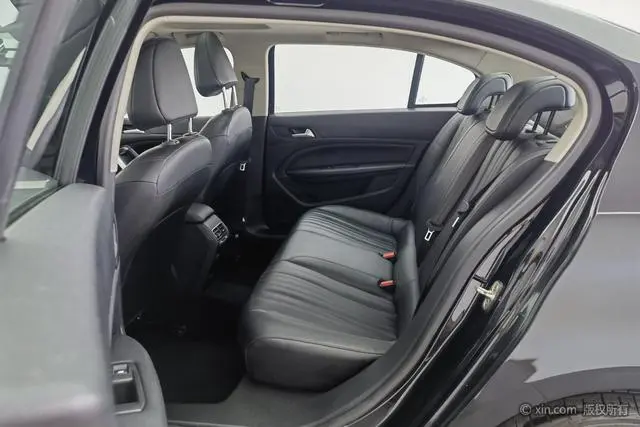 Peugeot Peugeot 408 360THP Automatic Deluxe Edition Country VI