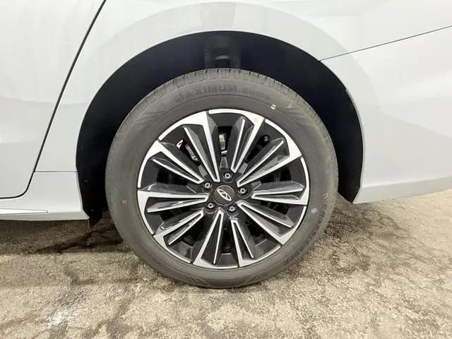 Chery Fengyun Fengyun A8 127 Yufeng Edition