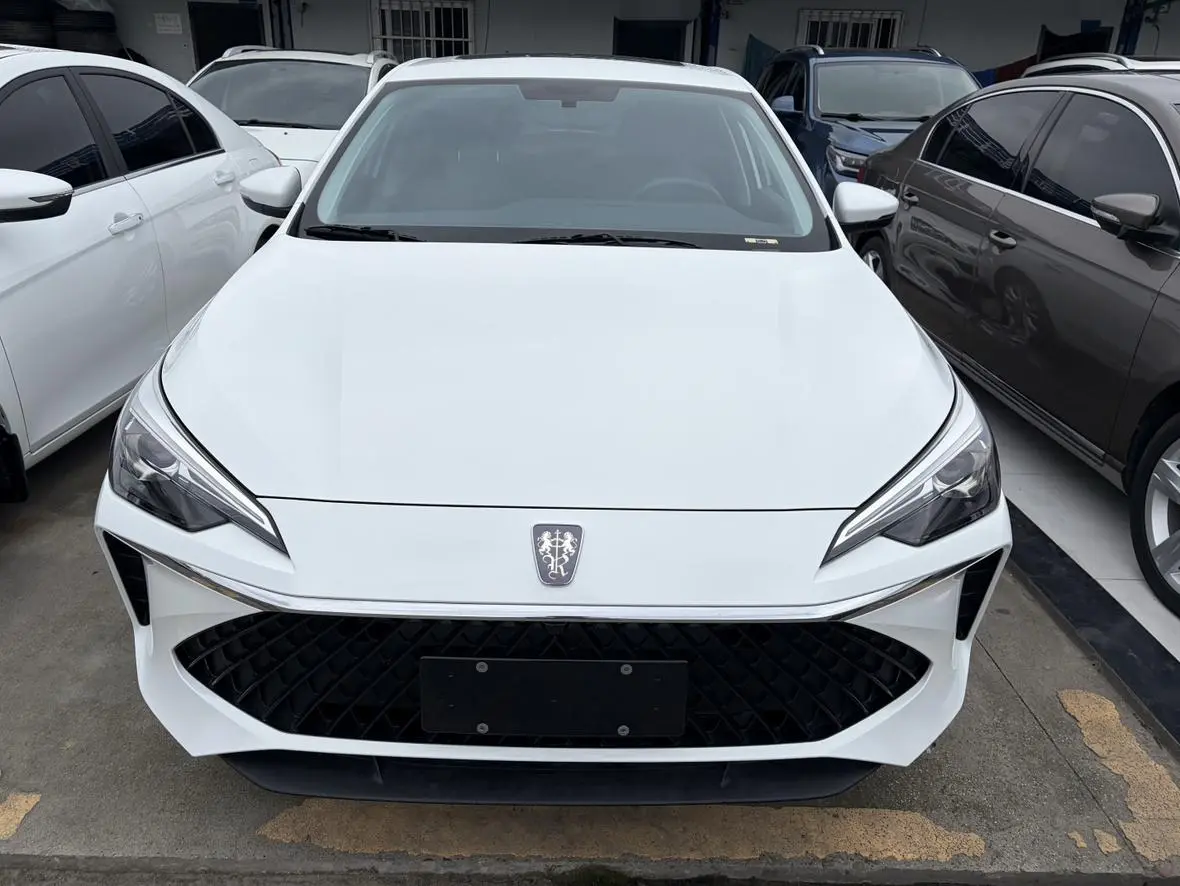 Roewe Roewe i5 1.5L CVT Premium Edition
