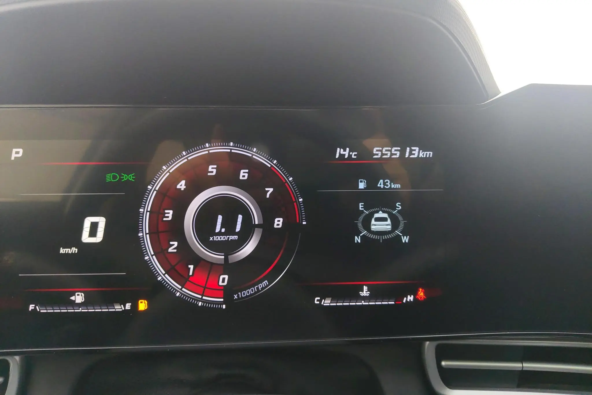 Hyundai Elantra 1.5L CVT LUX Premium Edition