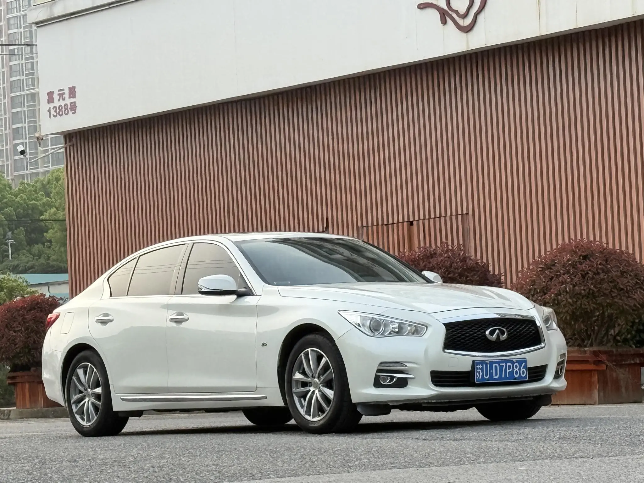 Infiniti Infiniti Q50L 2.0T Comfort Edition