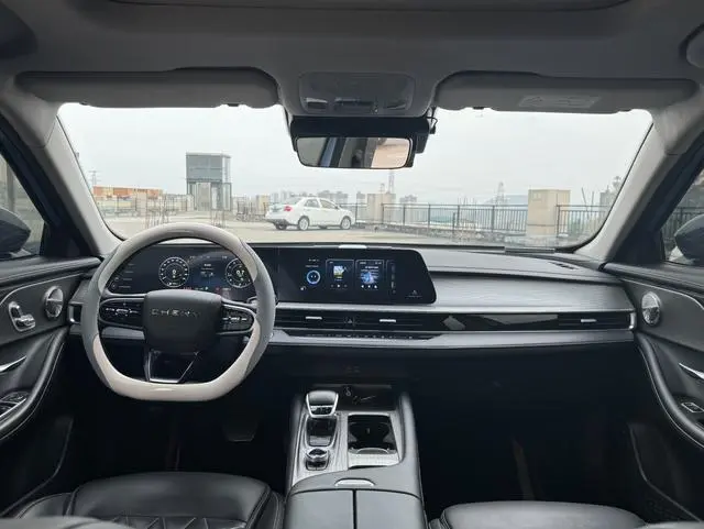 Chery Fulwin Arrizo 8 1.6TGDI DCT Yi