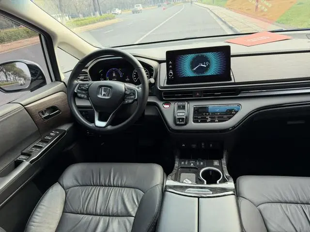 Honda Odyssey 2.0L Rui*Yaoxiang Edition