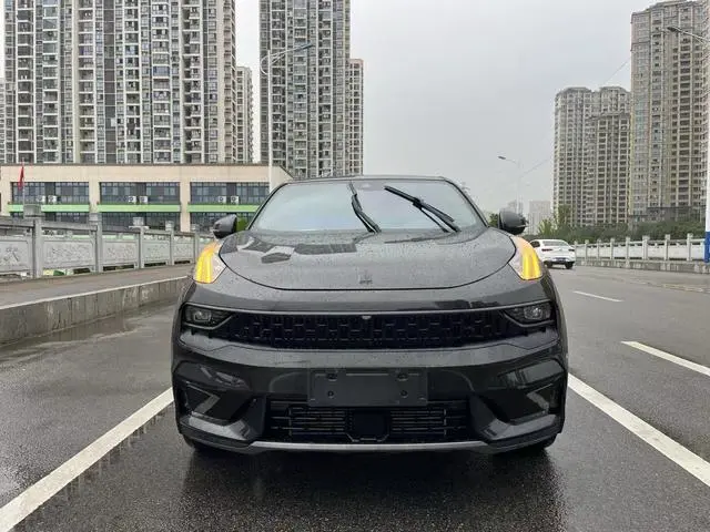LYNK & CO Lynk 05 2.0TD four-wheel drive Halo