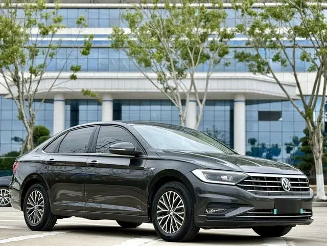 Volkswagen Sagitar 280TSI DSG Comfortable Smart Edition