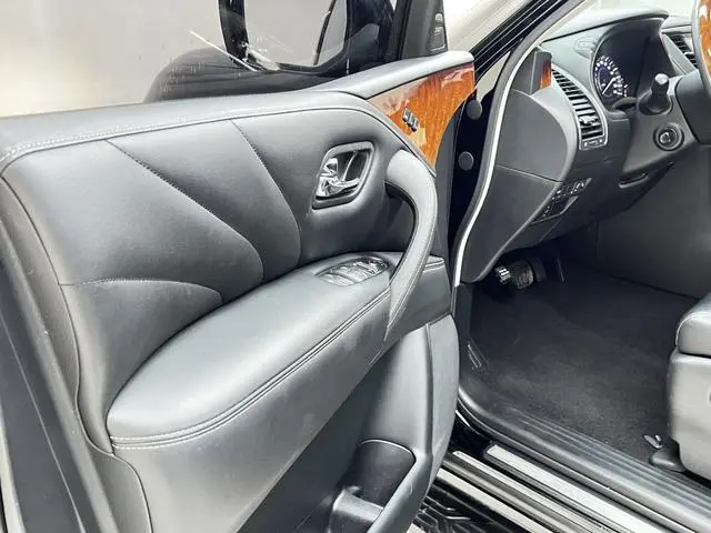 Infiniti Infiniti QX80 5.6L 4WD