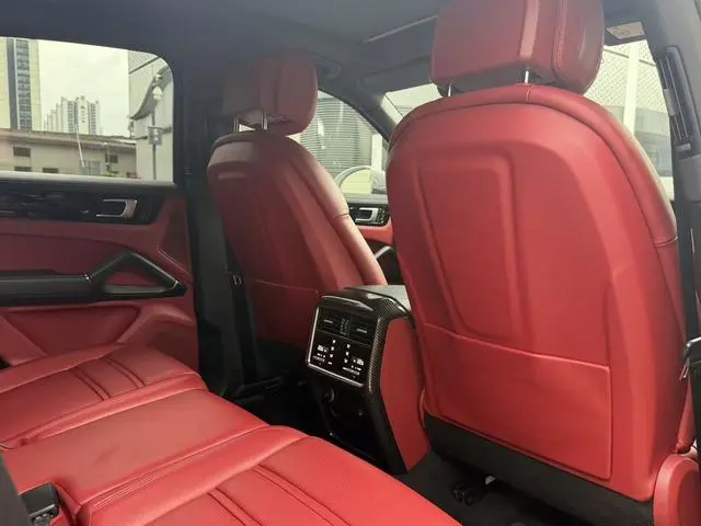 Porsche Cayenne E-Hybrid Cayenne E-Hybrid 2.0T