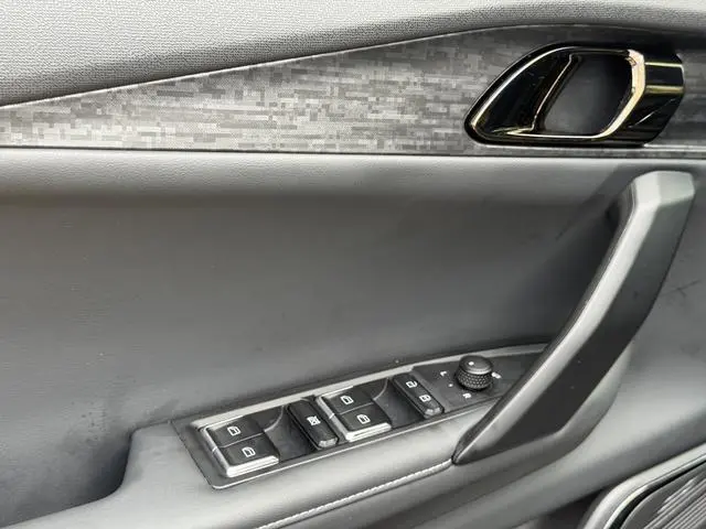 LYNK & CO Lynk 06 Remix 1.5T Jin Pro