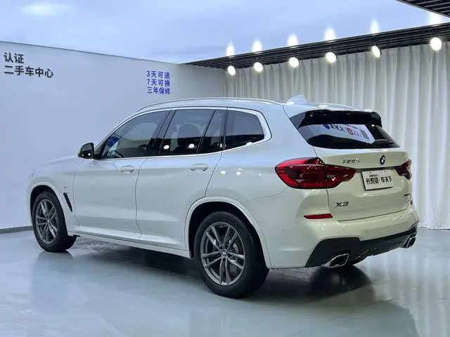 BMW BMW X3 xDrive28i M sports suit