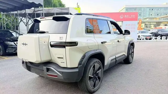 FANG CHENG BAO Titanium 3 501KM four-wheel drive Ultra version