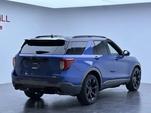 Ford Explorer EcoBoost 285 four-wheel drive sports version ST-LINE 7-seater