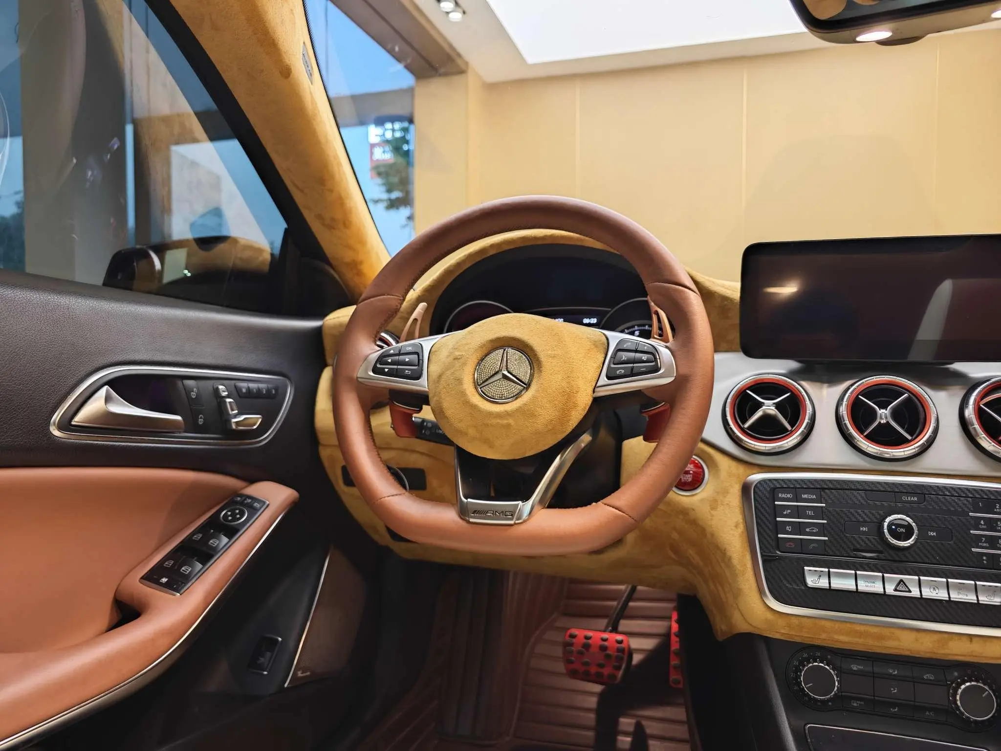 Mercedes-Benz Mercedes-Benz CLA CLA 220 4MATIC