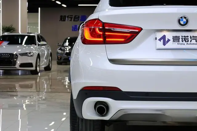 BMW BMW X6 xDrive35i Luxury