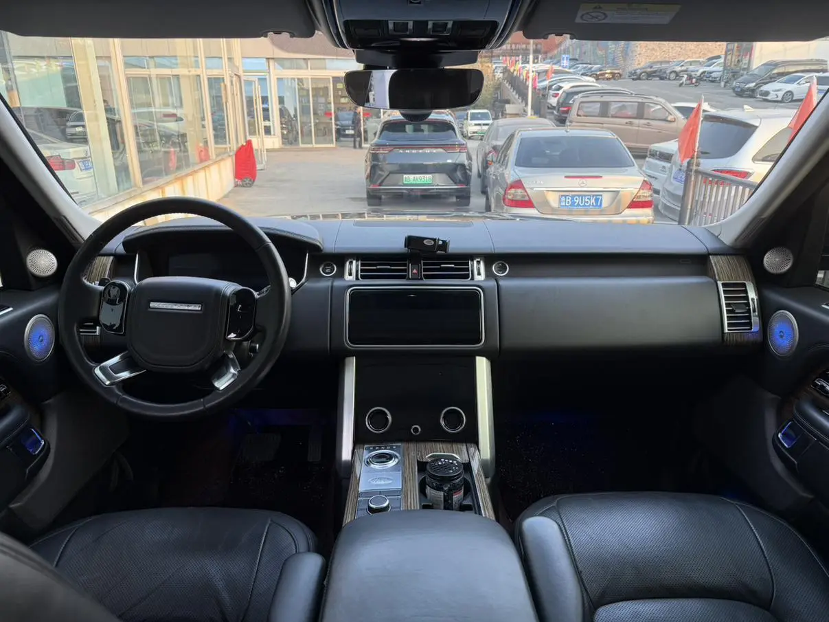 Land Rover Range Rover 3.0 V6 SC Handed down version