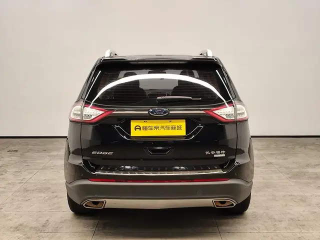 Ford Sharp World EcoBoost 245 two-wheel drive elite 5-seater country V