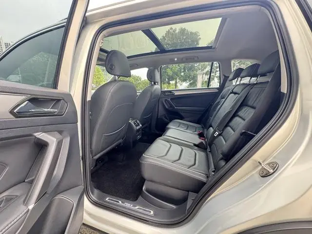 Volkswagen Tiguan L PHEV 430PHEV Hybrid Ultimate Edition