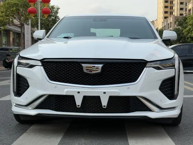 Cadillac Cadillac CT4 28T Elite type