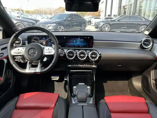 Mercedes-Benz Mercedes-Benz CLA AMG AMG CLA 35 4MATIC