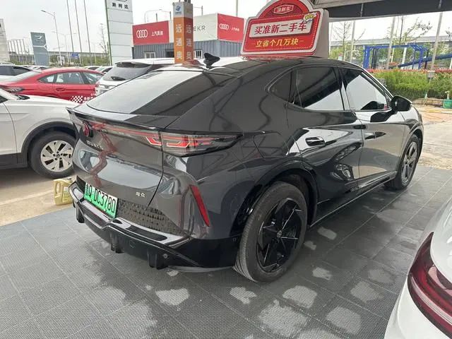 Volkswagen With the crowd 06 Facelift Pro long battery life