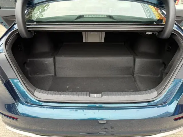 Honda Accord PHEV e: PHEV Ultimate Edition