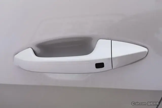 Kia Lion Platinum expands the world 1.5T two-wheel drive Premium edition