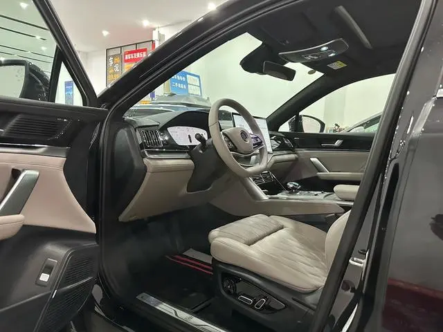 BYD Tang DM Smart driving version DM-i 115KM flagship model