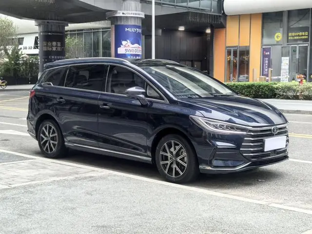 BYD Song MAX DM DM-i 105KM flagship type