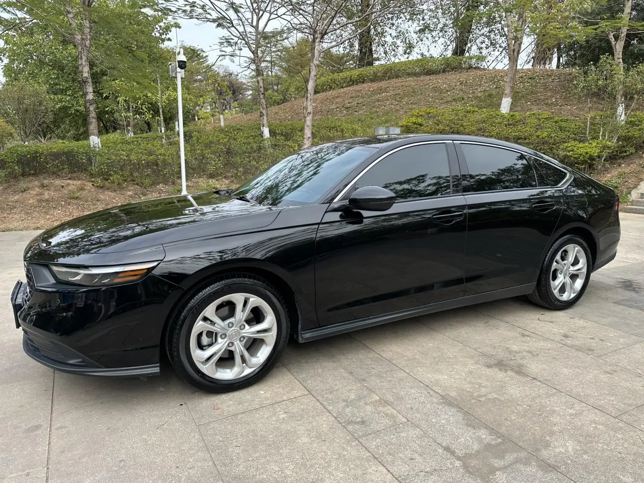 Honda Accord Rui*T Dynamic 260TURBO Deluxe Edition