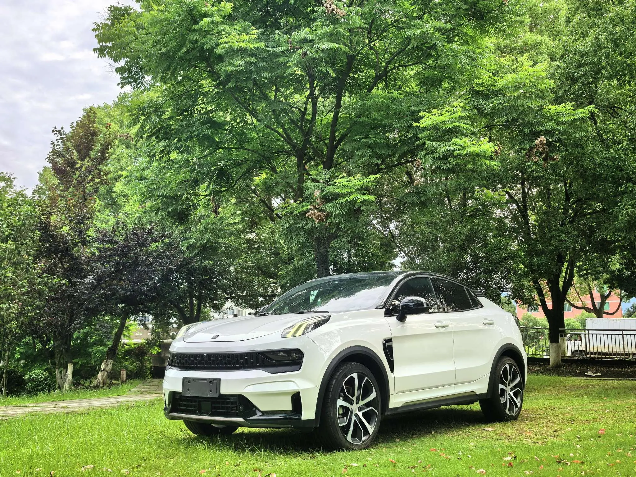 LYNK & CO Lynk 05 2.0TD four-wheel drive Halo