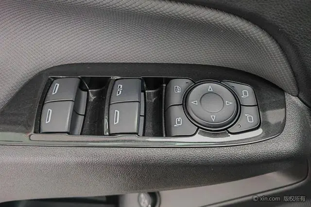 Chevrolet Explorer 550T RS four-wheel drive smart World Edition