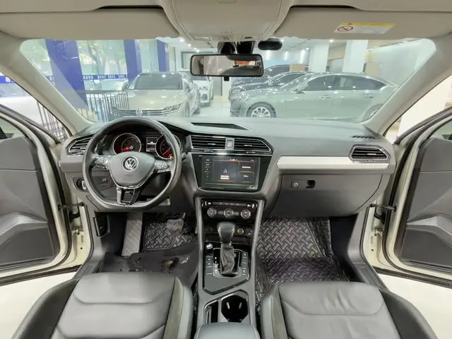 Volkswagen Tiguan L 330TSI automatic two-wheel drive Smart edition