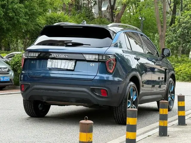 LYNK & CO Lynk 01 2.0T two-wheel drive Pro version