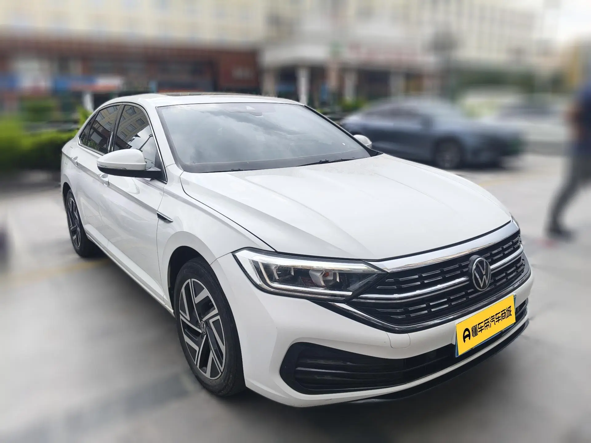 Volkswagen Sagitar 300TSI DSG Beyond Edition