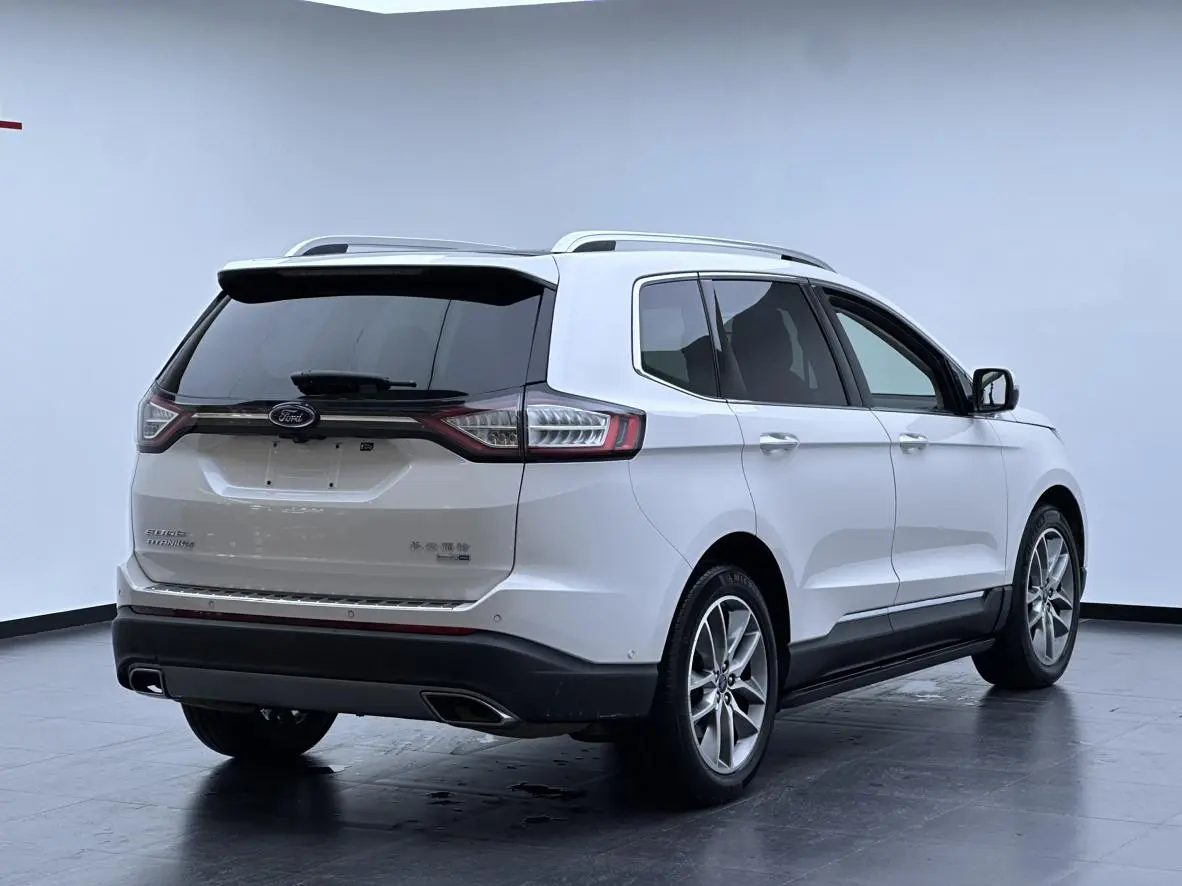 Ford Sharp World EcoBoost 245 four-wheel drive Zunrui Plus 7-seater country VI