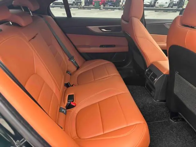 Jaguar Jaguar XEL 2.0T 250PS R-DYNAMIC S Enterprising Sports Edition