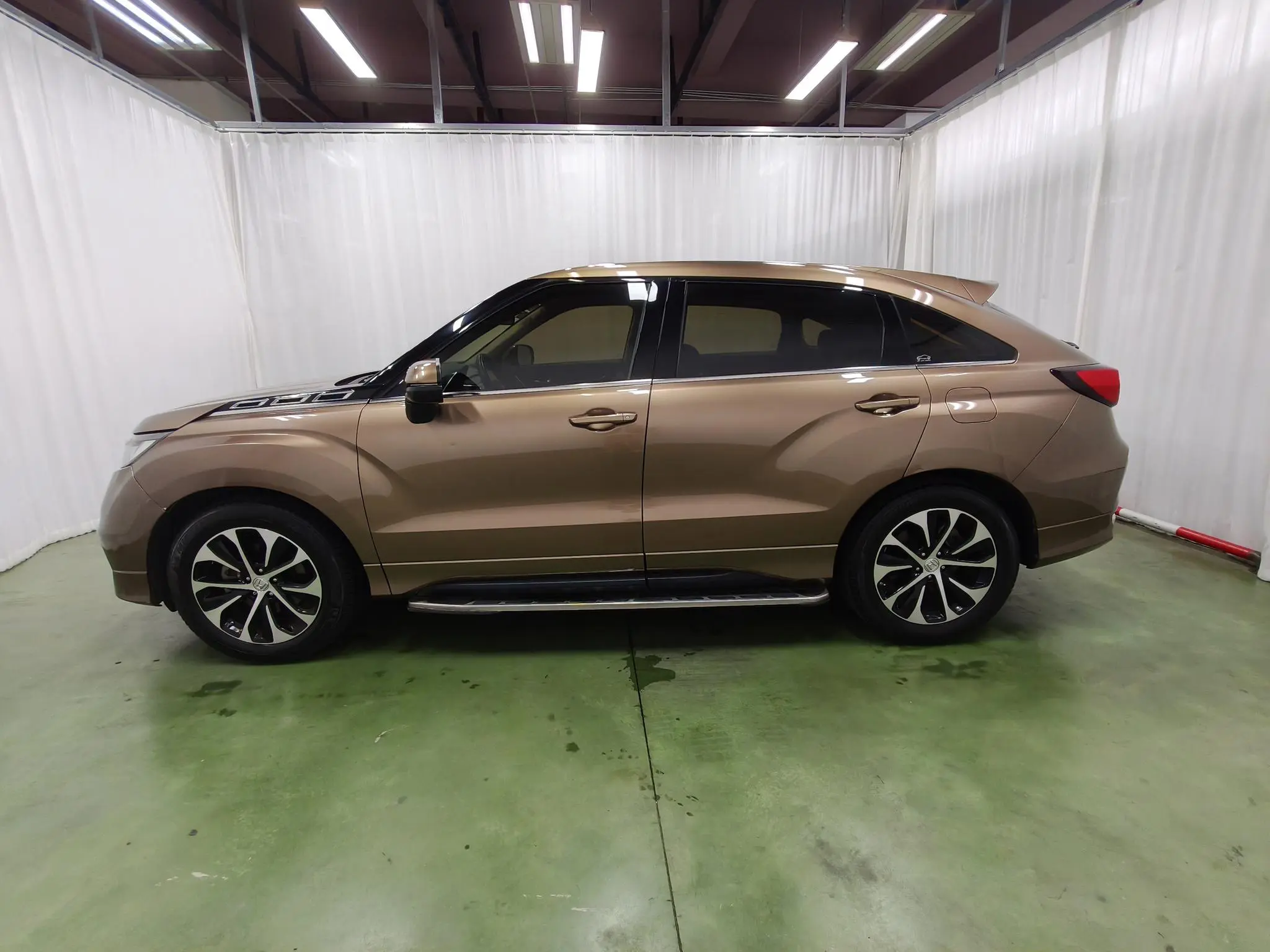 Honda Crown Road 240TURBO two-wheel drive Comfort edition