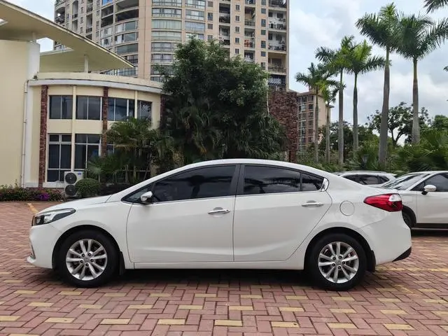 Kia Kia K3 1.6L manual GLS