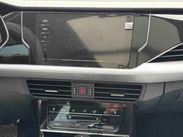 Volkswagen Passat Outstanding 380TSI Longteng Edition